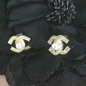 CHAHEL  Inspired Gold and Pearl Earrings
